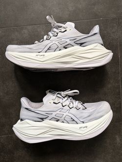ASICS Superblast 3 Men Size 9
