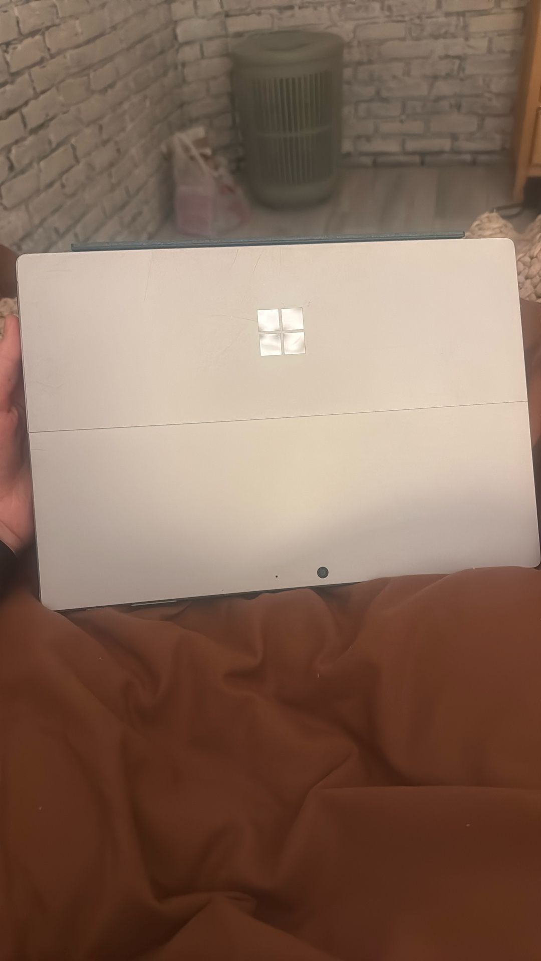 Microsoft Surface Pro 7