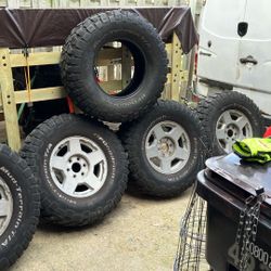 BF Goodrich Mud - Terrain T/ A Tires