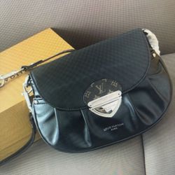 Lv sunset Yuanbaobao