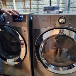 LG Programmable Washer & Dryer