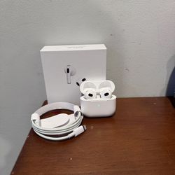 Apple AirPods 3rd Generation (Negotiable) 
