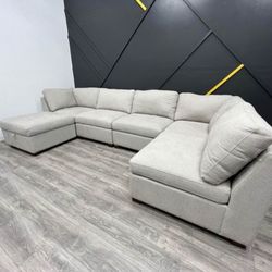 BRAND NEW CLOUD DREAM SECTIONAL SAME DAY DELIVERY 