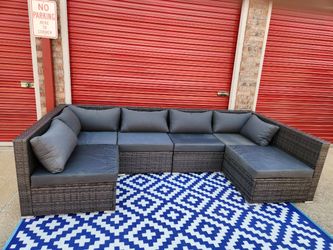 7 piece Large deep seating patio wicker sectional set