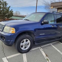 2005 Ford Explorer