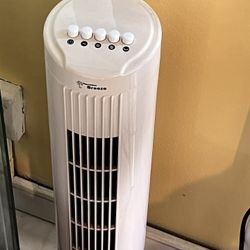 Hawaiian Breeze 27" Oscillating Tower Fan