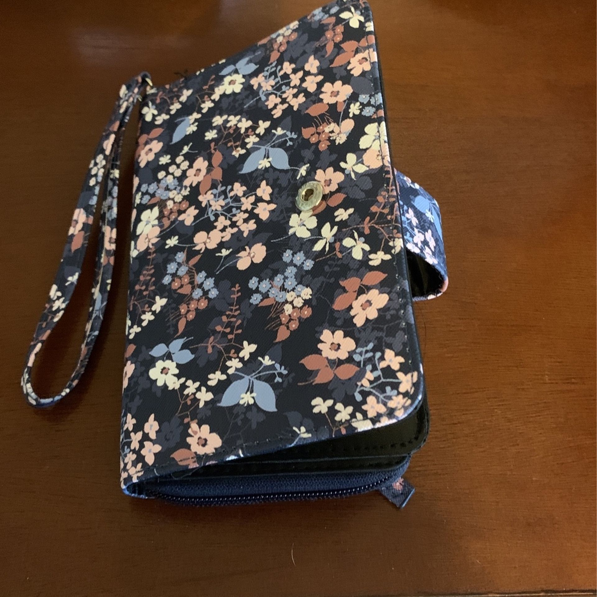 Small wrist Purse