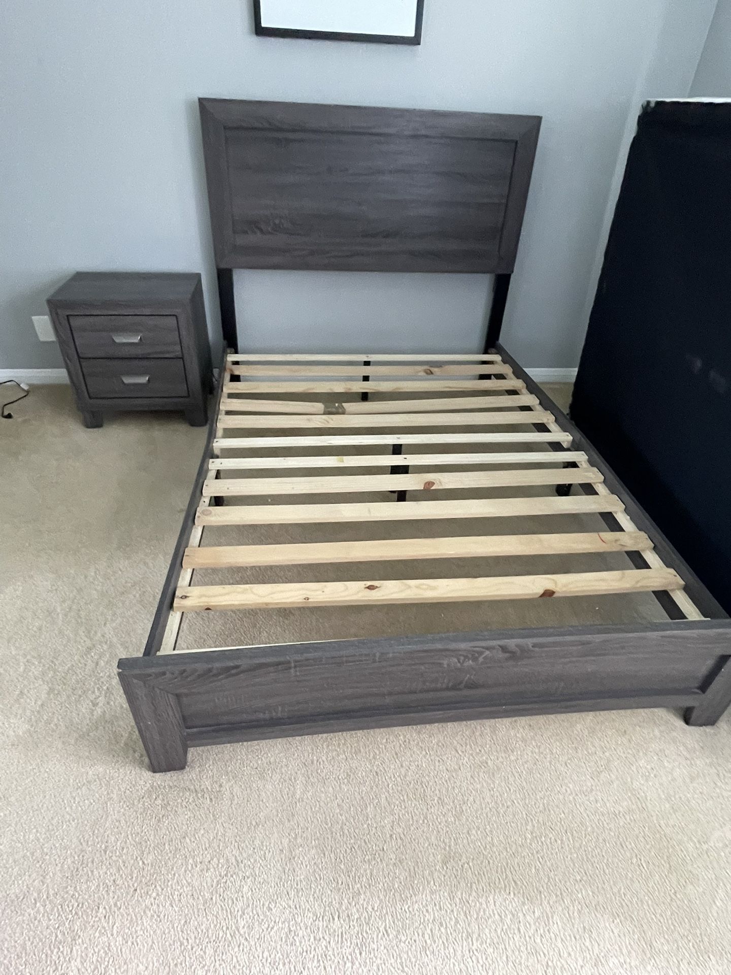 Full Size Bed-Mattress and Box Spring 