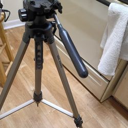 Adjustable Camera Stand. 