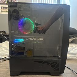 HELP! Gaming PC, Great Condition.