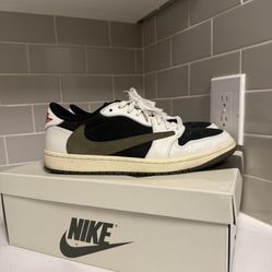 Travis Scott Jordan 1 Low Olives Men’s 10.5