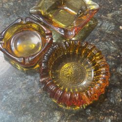 Vintage Glass Authentic Ash Tray From The 70s 