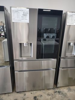 LG 29 cu ft Smart Insta view Door-in-Door Standard -Depth 4-DOOR Refrigerator
