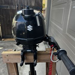 Suzuki 2.5hp outboard engine