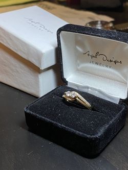 14k Gold Diamond Ring