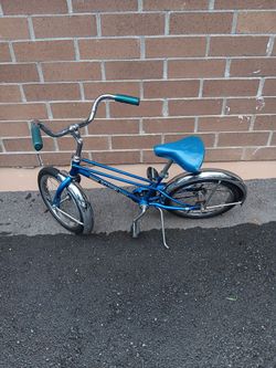 1960's original schwinn pixie blue bike with 16x1.75 tires