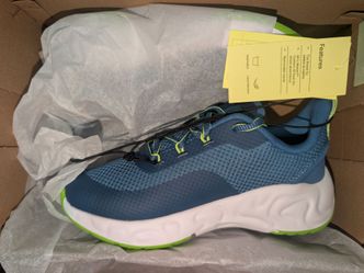 All in motion camren sneakers