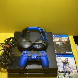 Sony PlayStation 4 PS4 Not PS5 1tb Ssd Headphones Games 