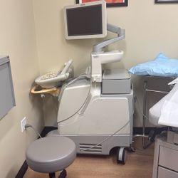 iU22 Ultrasound Machine