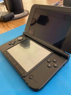 Nintendo 3DS XL Handheld Gaming Console (Black)