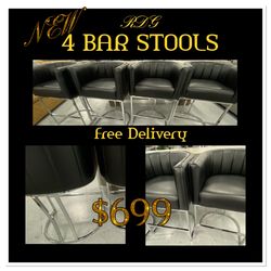 Beautiful Elegant Luxury Set Of Four High End Bar Stools 