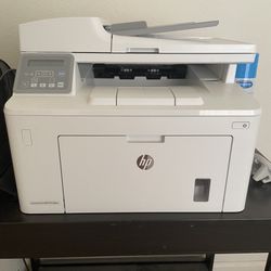 Laser Jet Printer With Extra Ink Toner.