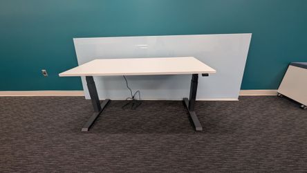 Electric Height-Adjustable Standing Desk