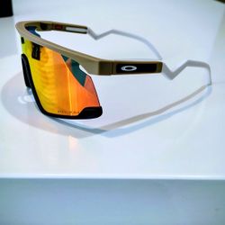 Oakley BXTR Light Brown/White