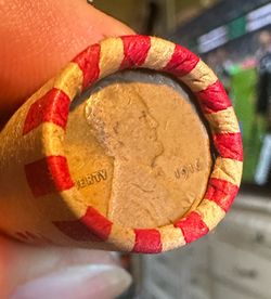 Full roll of wheat pennies with 1916 end coin