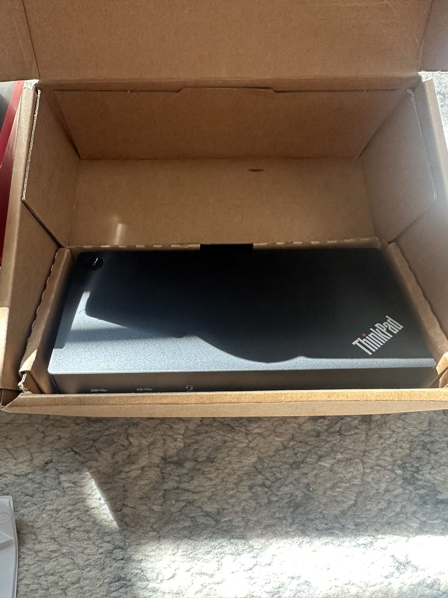 Think pad USB-C Dock Gen2