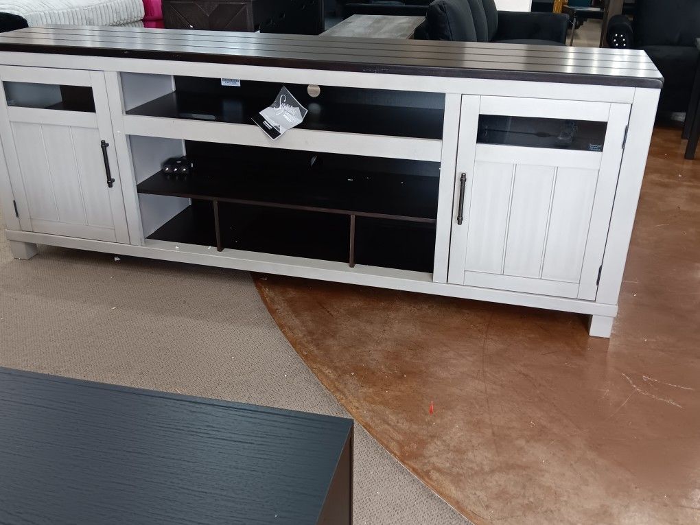 Xl White Tv Stand