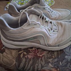 Mens Ryka Shoes Size 9
