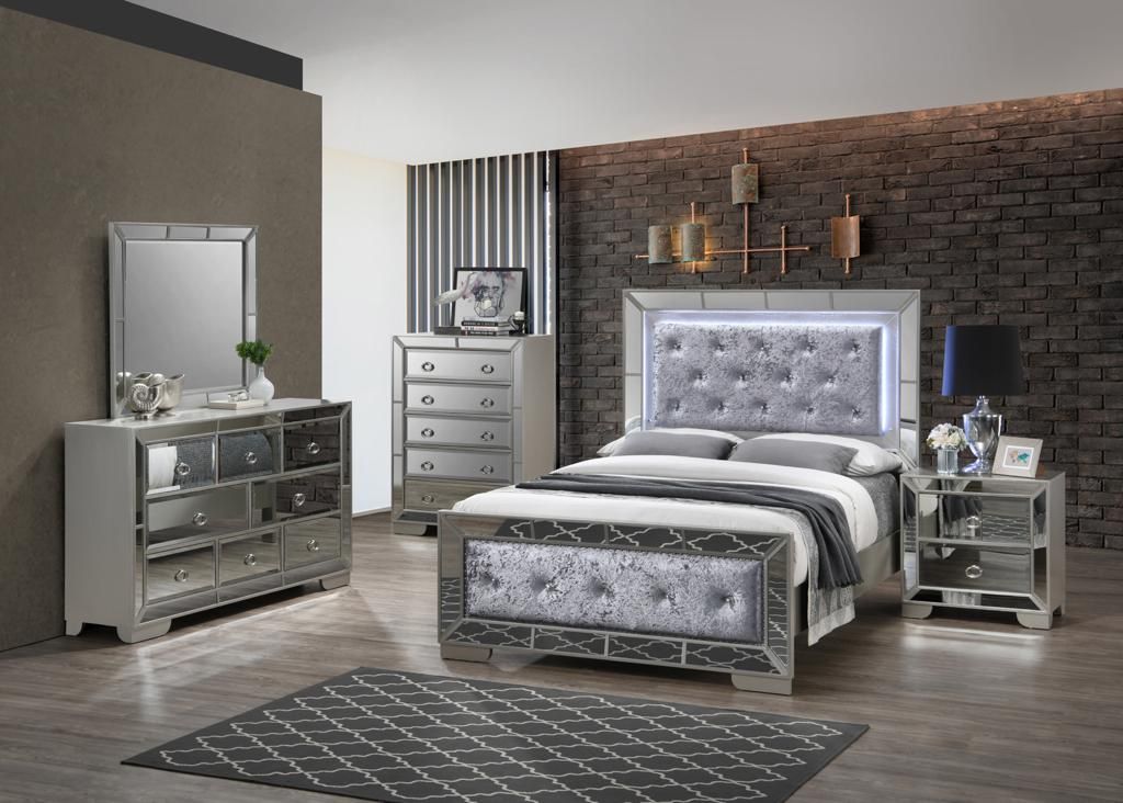 Brand New Queen Size Bedroom Set!$1899.financing Available No Credit Needed 4pcs