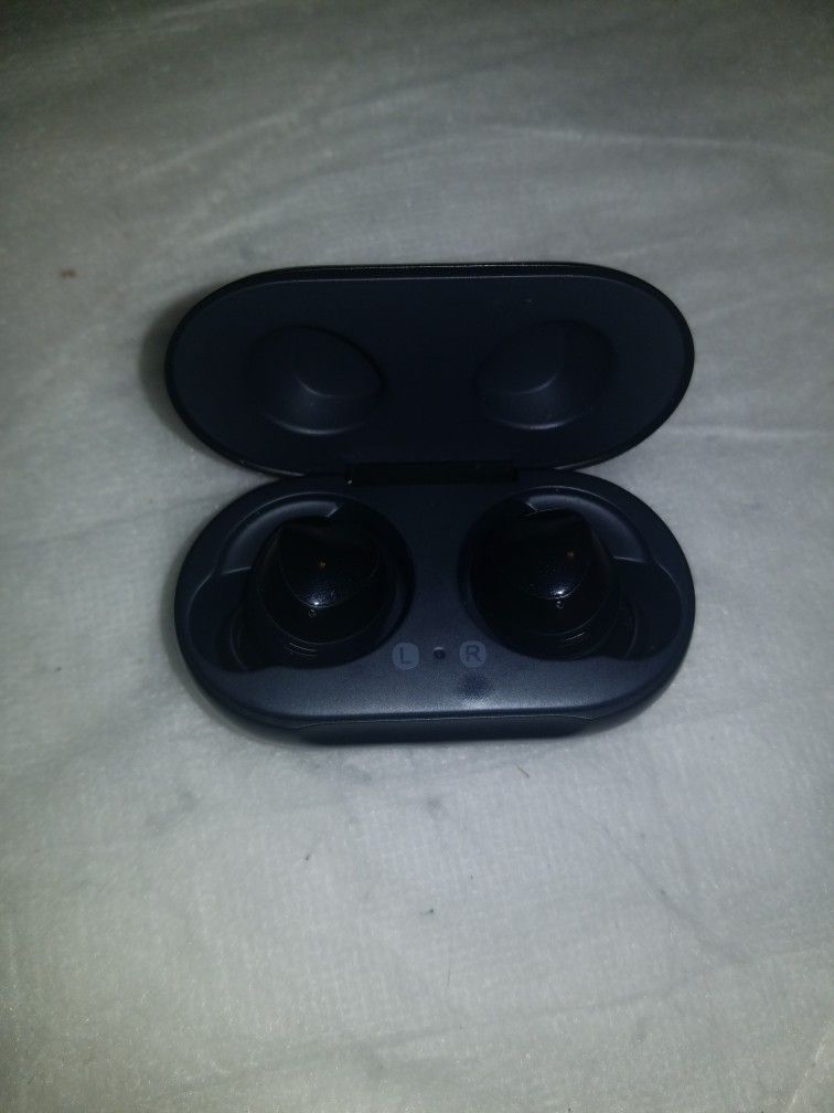Samsung Wireless Bluetooth Headphones
