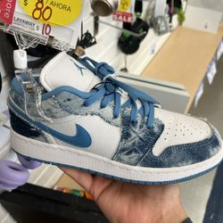 Nike Air Jordan 1 Low SE "Washed Denim”