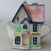 Beautiful 2000 Series Houston House Teapot Collectors Item For You Or Someone Special On Valentines Day 