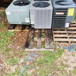 Use AC unit 2 /2.5 ton Rheem/Goodman. $250 per AC