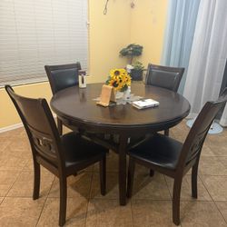 Solid Wood Dining Table 