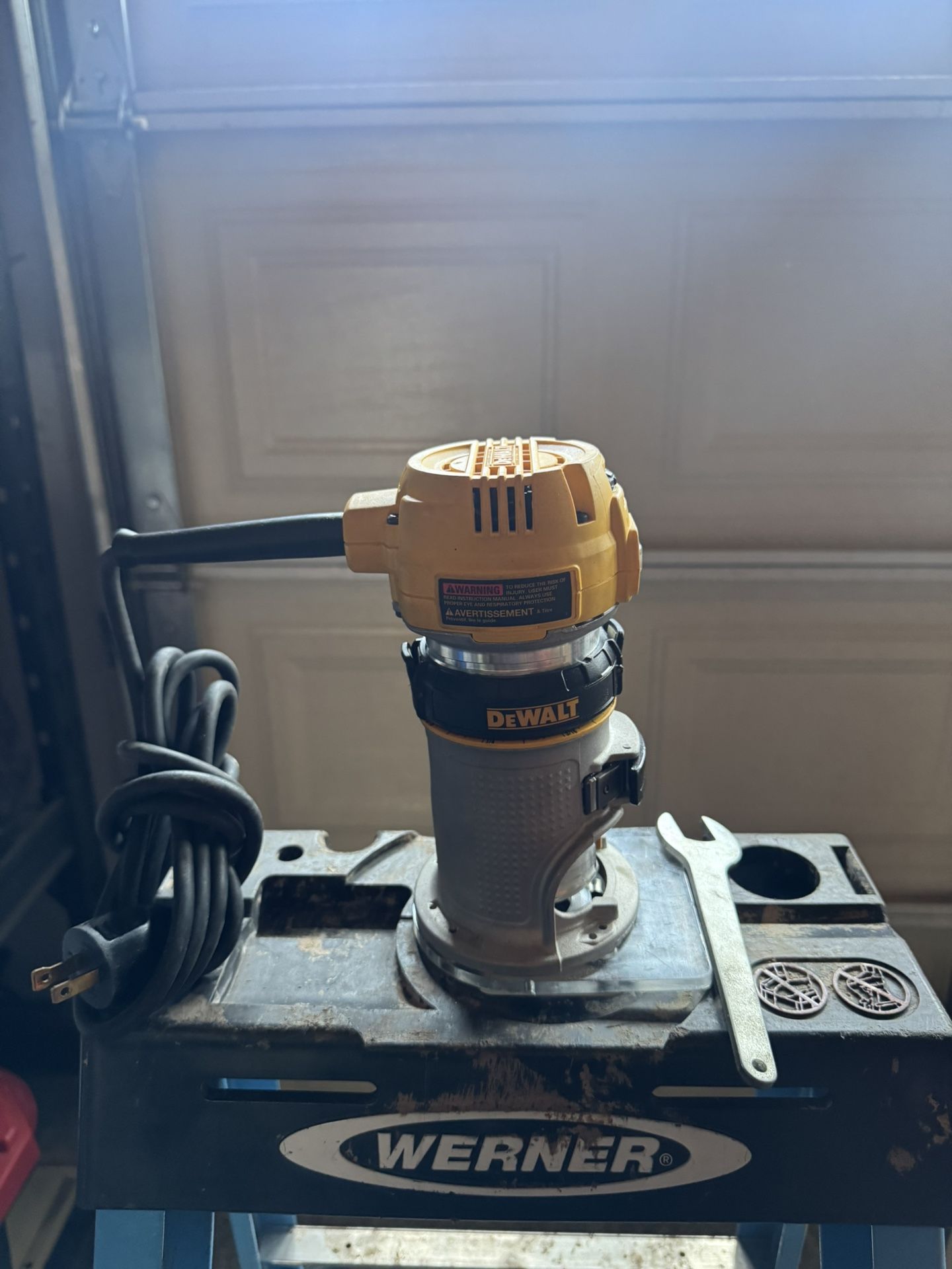 Dewalt Compact Router Dwp611