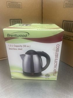 Brentwood 1.5 L Stainless Steel Electric Cordless Tea Kettle 1000W (Brushed)