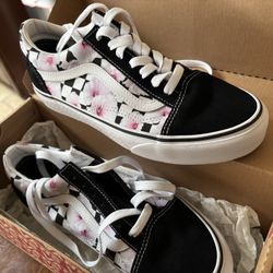 New Vans Old Skool Low Top 