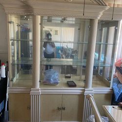 China Cabinet & Table 