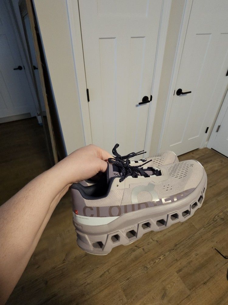 On Cloud Cloudmonster Sneakers Women's Size 10