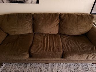 FREE Couches – Moving Out! 🛋️