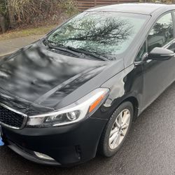 2017 KIA Forte 5-Door