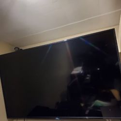 65inch Onn Roku 300!! 