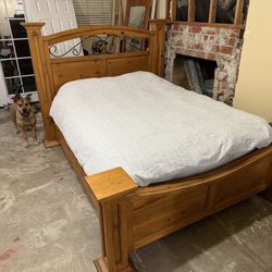 Bed Frame Queen Solid Wood