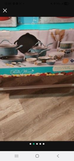 Pioneer Woman Set 90.00