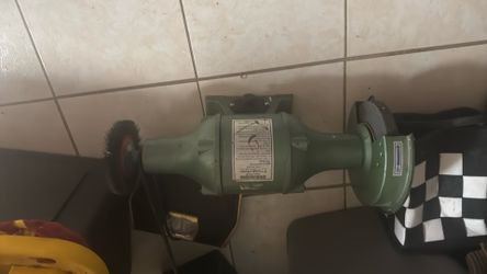 Work bench grinder