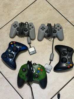 Video games Remote control lot of 5 / complete lot only